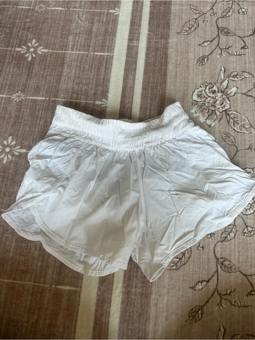 lululemon athletica White Women's Athletic Running Shorts